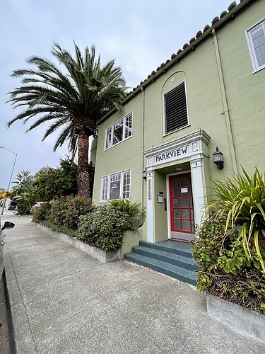 1229 Sacramento St #4 Photo 1