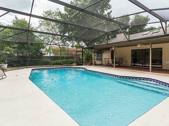 3rd image of 7717 Pine Springs Dr