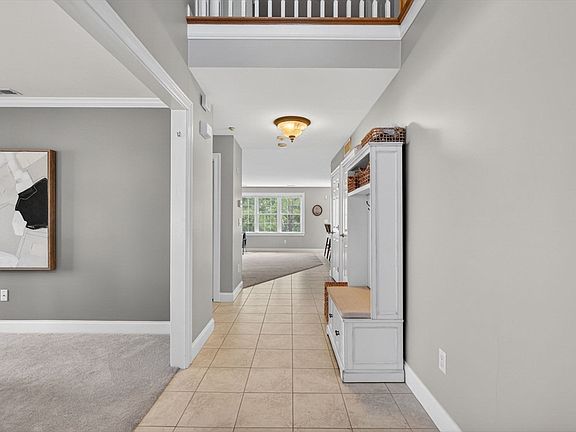 3rd image of 193 Elm St Unit 127