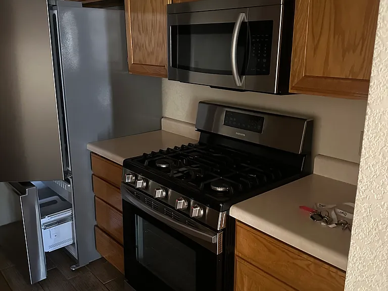 2626 W 12th Pl — Photo 5
