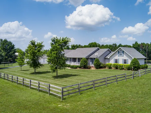 1130 Old Martha Washington Rd, Clarkrange, TN 38553