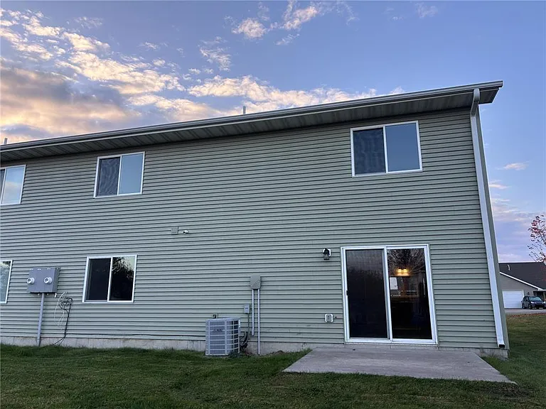 1475 Quail Run — Photo 10
