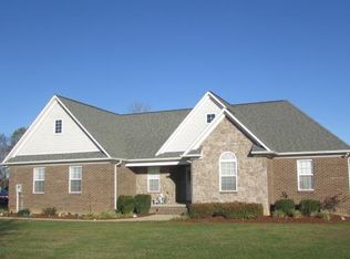 232 Rabbit Trail Rd, Leoma, TN 38468