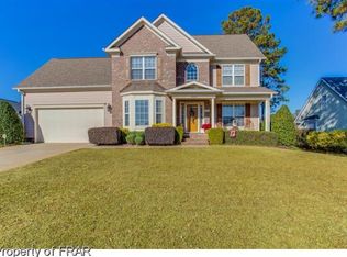 5320 Pride Ln, Hope Mills, NC 28348