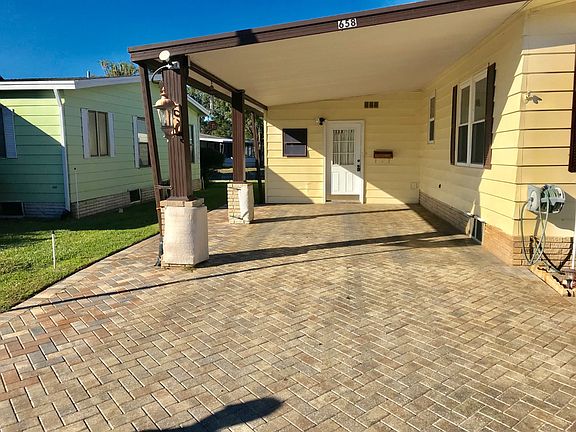 2nd image of 658 N Edgewater Dr