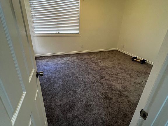 5th image of 5811 W Golden Ln