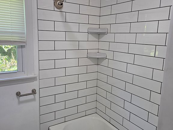 5th image of 325 Mansfield St APT C2
