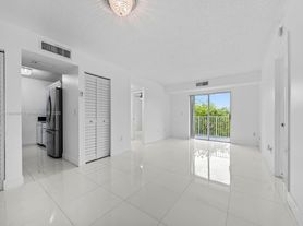 8260 SW 210th St