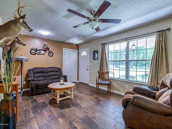 3rd image of 2670 Indigo Cir