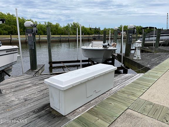 2nd image of 417 Captains Cove Unit D