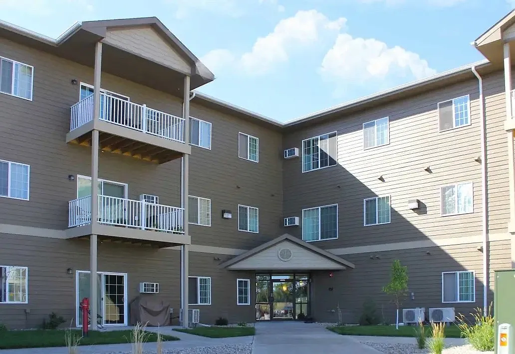Prairie Village Apartments — Photo 2