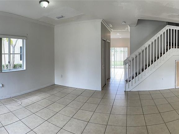 3rd image of 1529 SE 31st Ct #1529