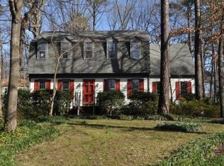 525 Glenmeadow Ter, Midlothian, VA 23114