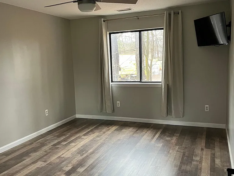 52 Simsbury Lndg #52 — Photo 20