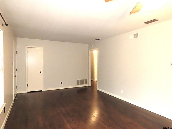 2nd image of 2231 Pleasant Dr