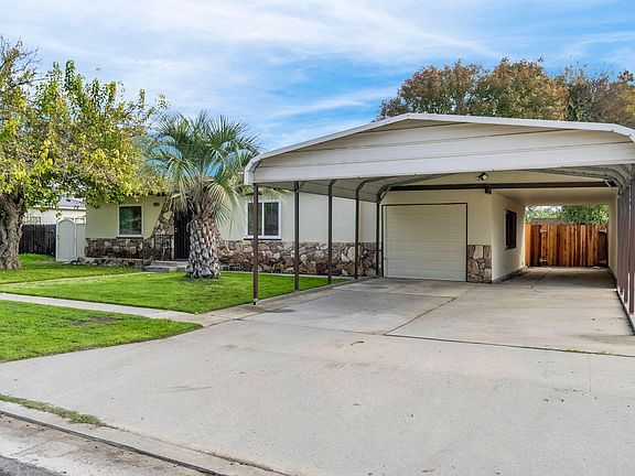2nd image of 6048 N Del Mar Avenue