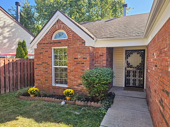 3rd image of 3767 Riverwood Dr
