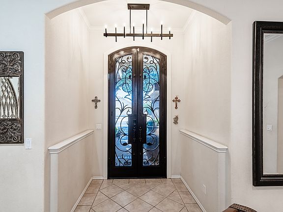 5th image of 5410 San Saba Ct