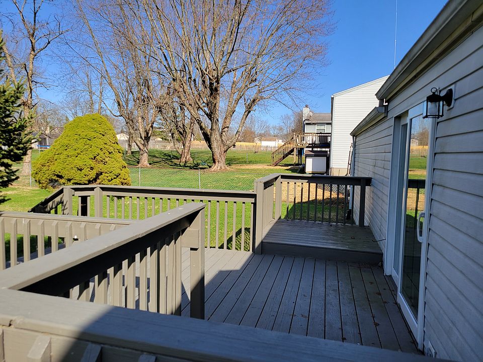 1st image of 5921 Mount Royal Dr #0