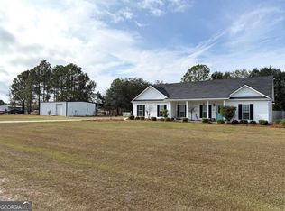 93 Oak Forrest Dr, Adel, GA 31620