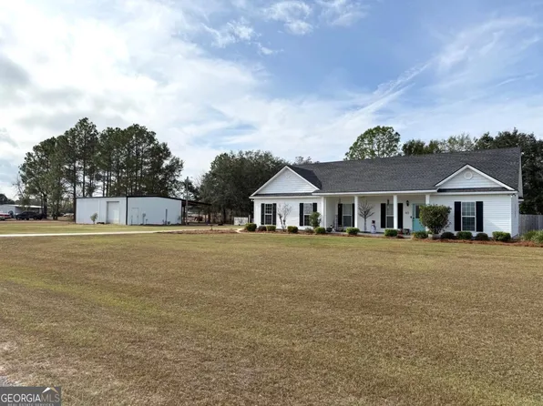 93 Oak Forrest Dr, Adel, GA 31620
