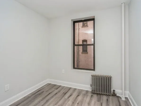 269 Varick Street image 13 of 17