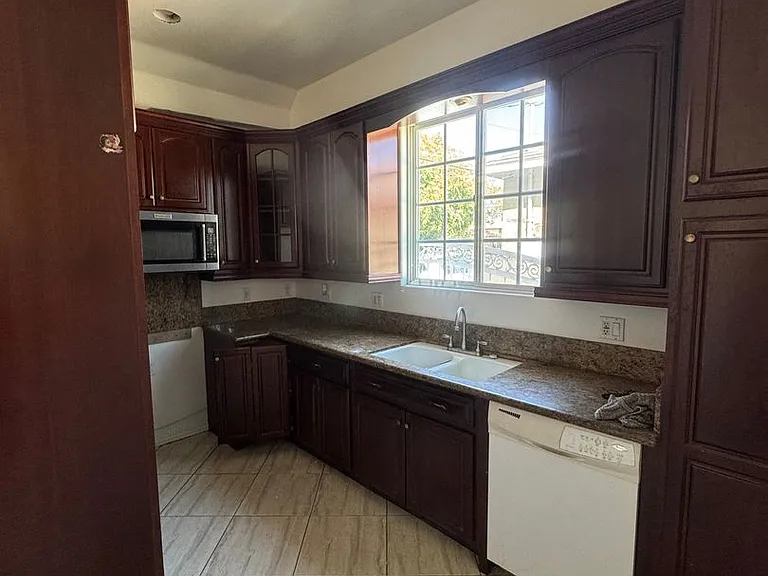 11936 E Olive St — Photo 5