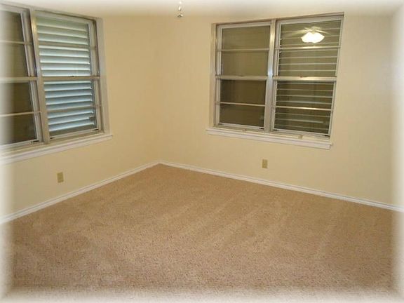 4th image of 238 Saratoga Blvd