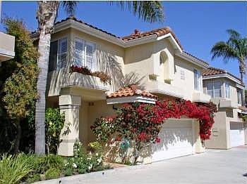 1st image of 216 Calabria Ct