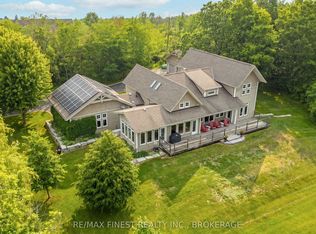 503 Deerview Dr, Kingston, ON K7L 4V3