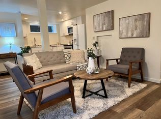 9611 15th Ave NE #2, Seattle, WA 98115