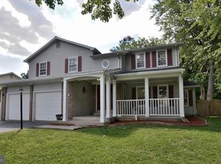 4614 Fillingame Dr, Chantilly, VA 20151
