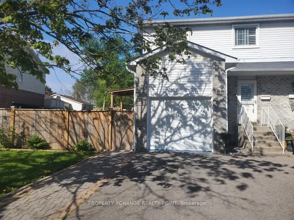 12 Waverly St S, Oshawa, ON L1J 5T7