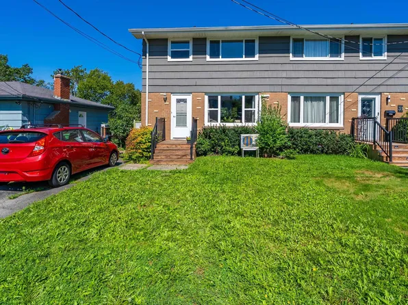 29 Clearview St, Halifax, NS B3R 1N7
