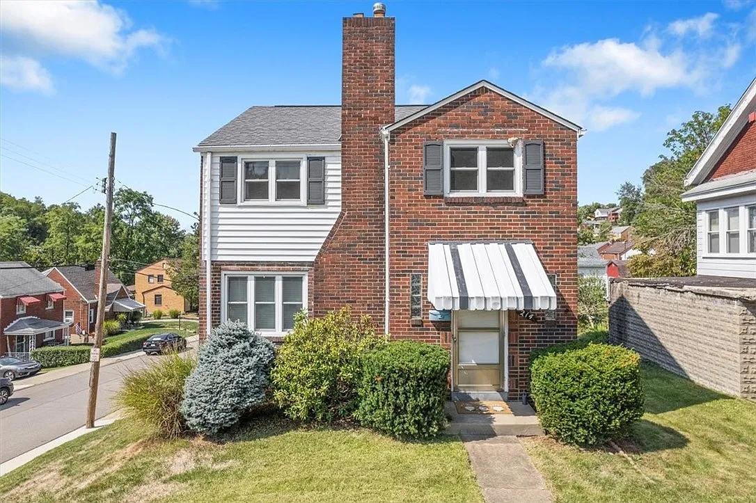 214 Marylea Ave photo 1