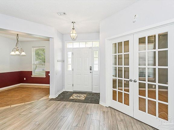 3rd image of 7137 Woodside Rd
