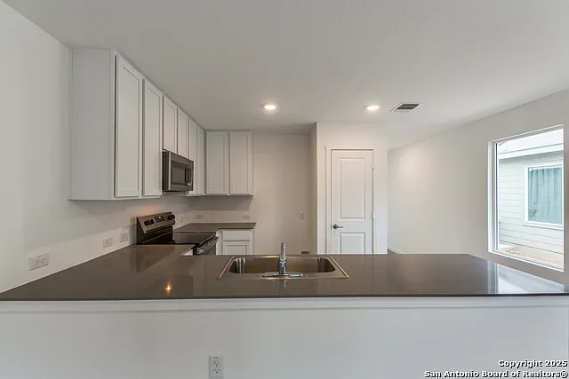 11715 Blasting Way — Photo 9
