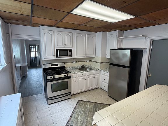 5th image of 1413 Bulwer St APT 1