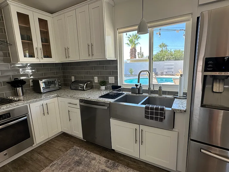 2897 E San Marino Rd — Photo 20
