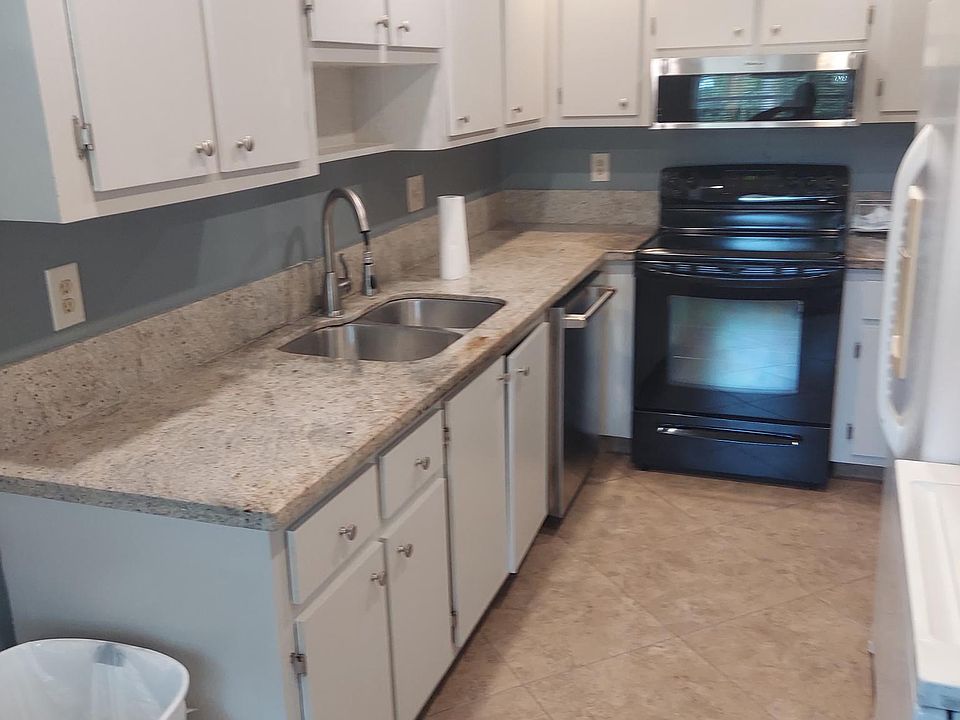 1st image of 1241 NW 18th Ave APT 202