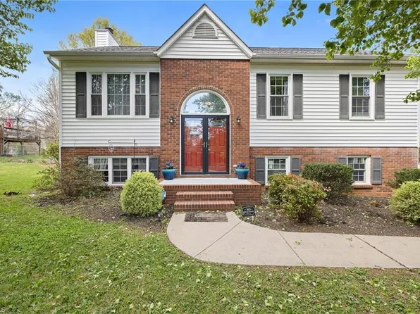 224 Twin Creeks Rd, Clemmons, NC 27012