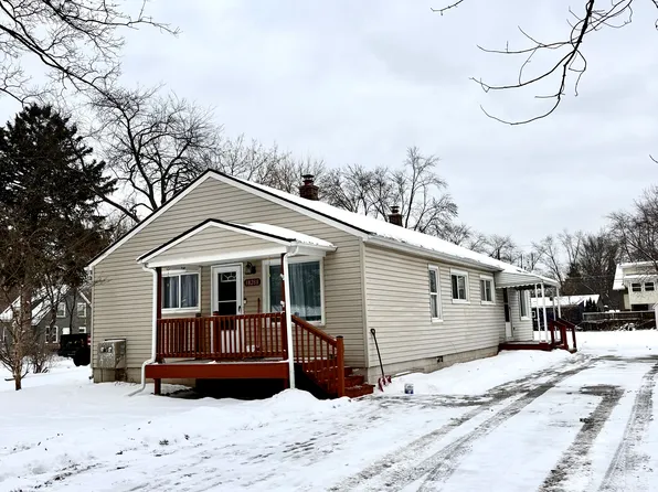 18288 Deering St, Livonia, MI 48152