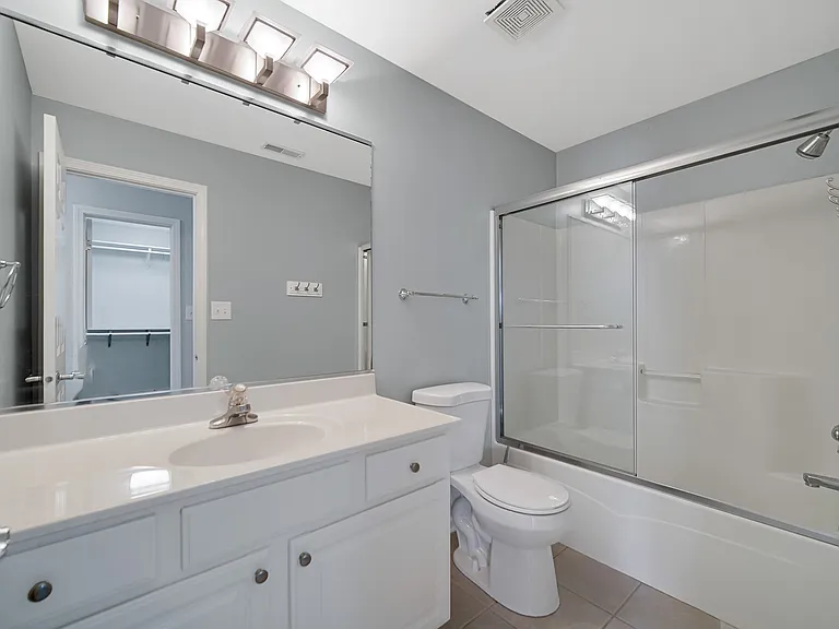 310 Cornwall Cir — Photo 9