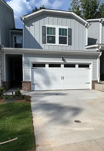 1026 Maltby St Photo 1