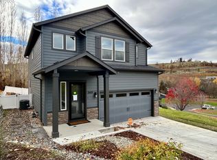2601 Ericksen Way, The Dalles, OR