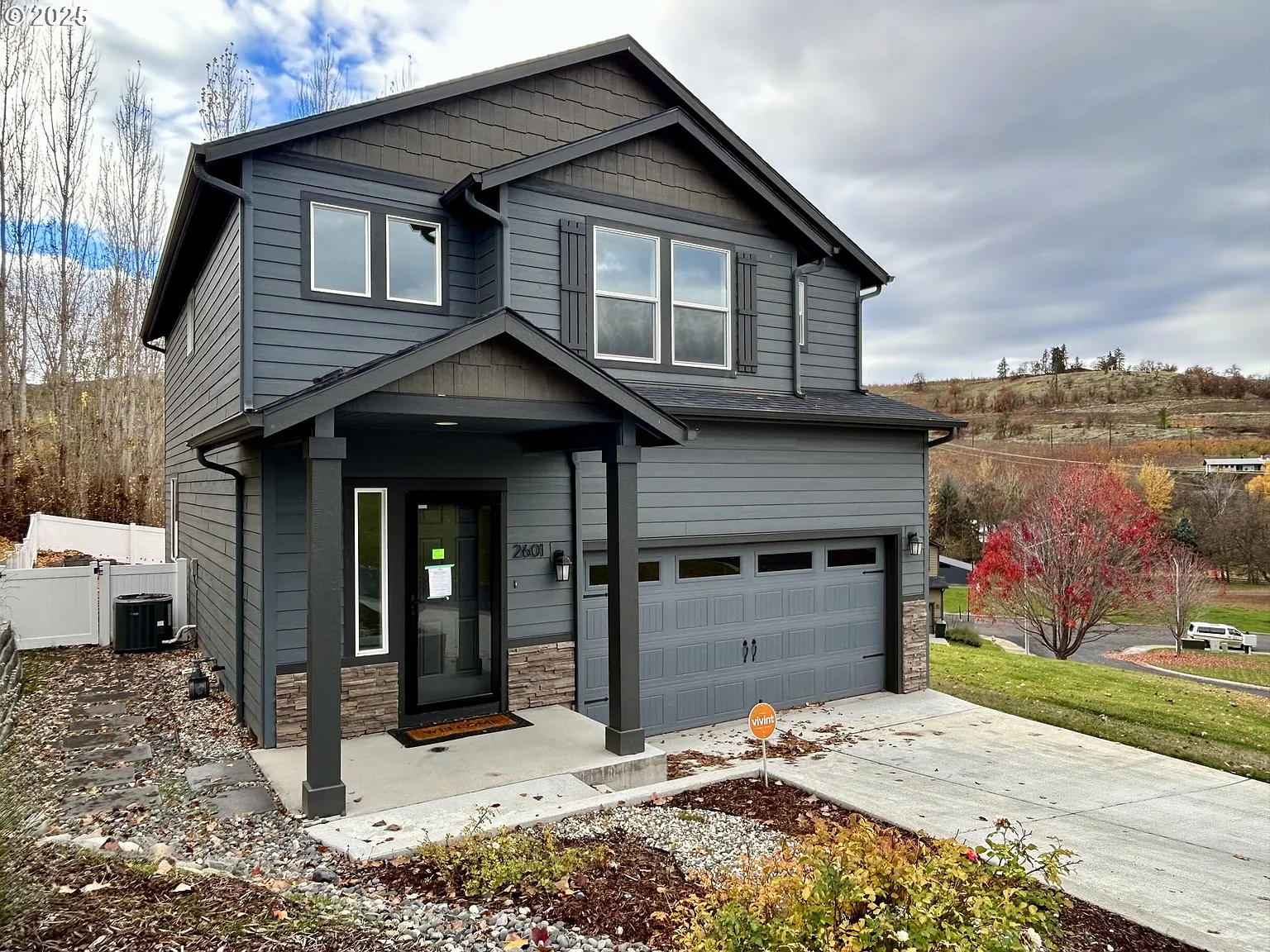 2601 Ericksen Way photo 1