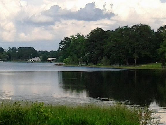 4th image of Sherwood Dr