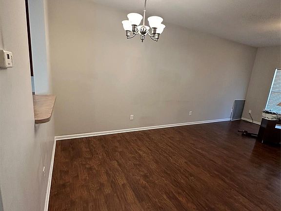 3rd image of 3130 Golden Dale Ln