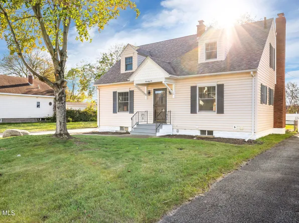 76 Oakdale Avenue, Schenectady, NY 12306