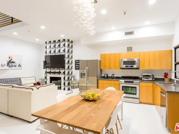 815 Hampton Dr Unit 7, Los Angeles, CA 90291